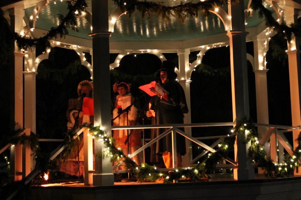Holiday Nights in Greenfield Village (via Wading in Big Shoes)