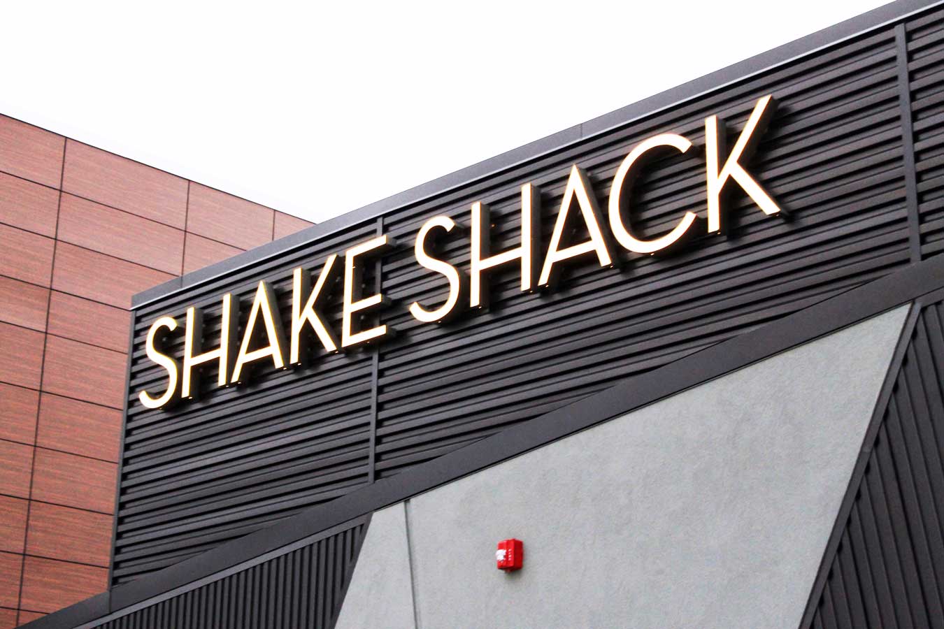 Shake Shack In Troy: Patio Dining, Foosball, And Sister Pie (Oh My) - via Wading in Big Shoes
