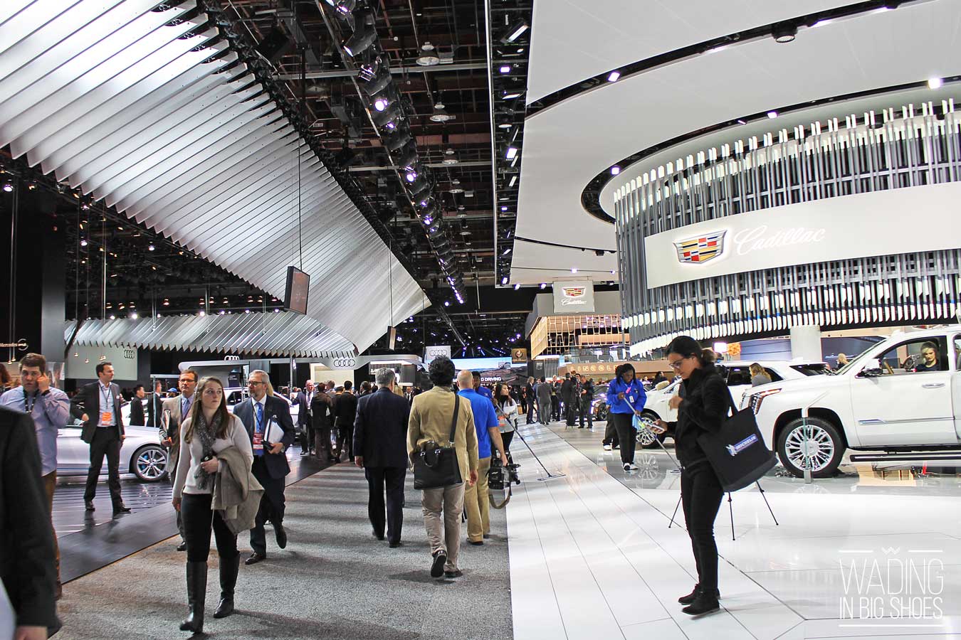 6 Reasons Why I Look Forward To Visiting The Detroit Auto Show Every Year | via Wading in Big Shoes