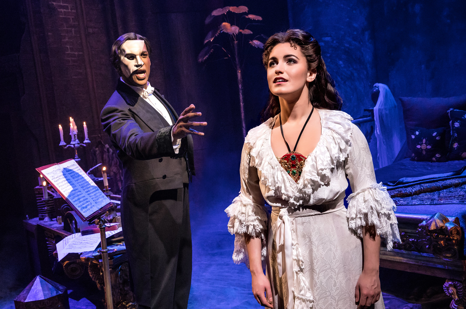 Broadway in Detroit: The Phantom Of The Opera at the Detroit Opera House January 24 - February 3, 2019 | via Wading in Big Shoes