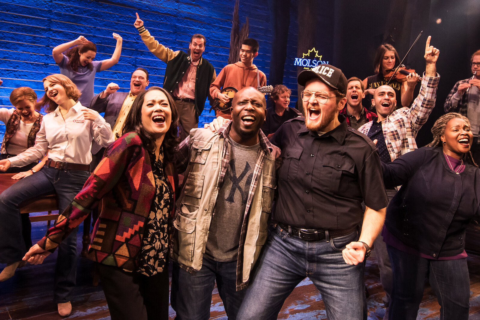 Broadway in Detroit: ‘Come From Away’ Debuts At Fisher Theatre (Photo by Matthew Murphy) - via Wading in Big Shoes