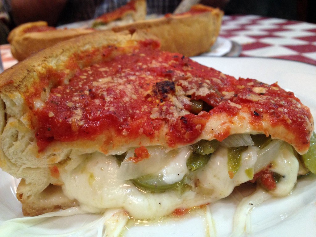 Giordano's Pizza - Windy City - See Highlights From Around Chicago, Illinois! (via Wading in Big Shoes)